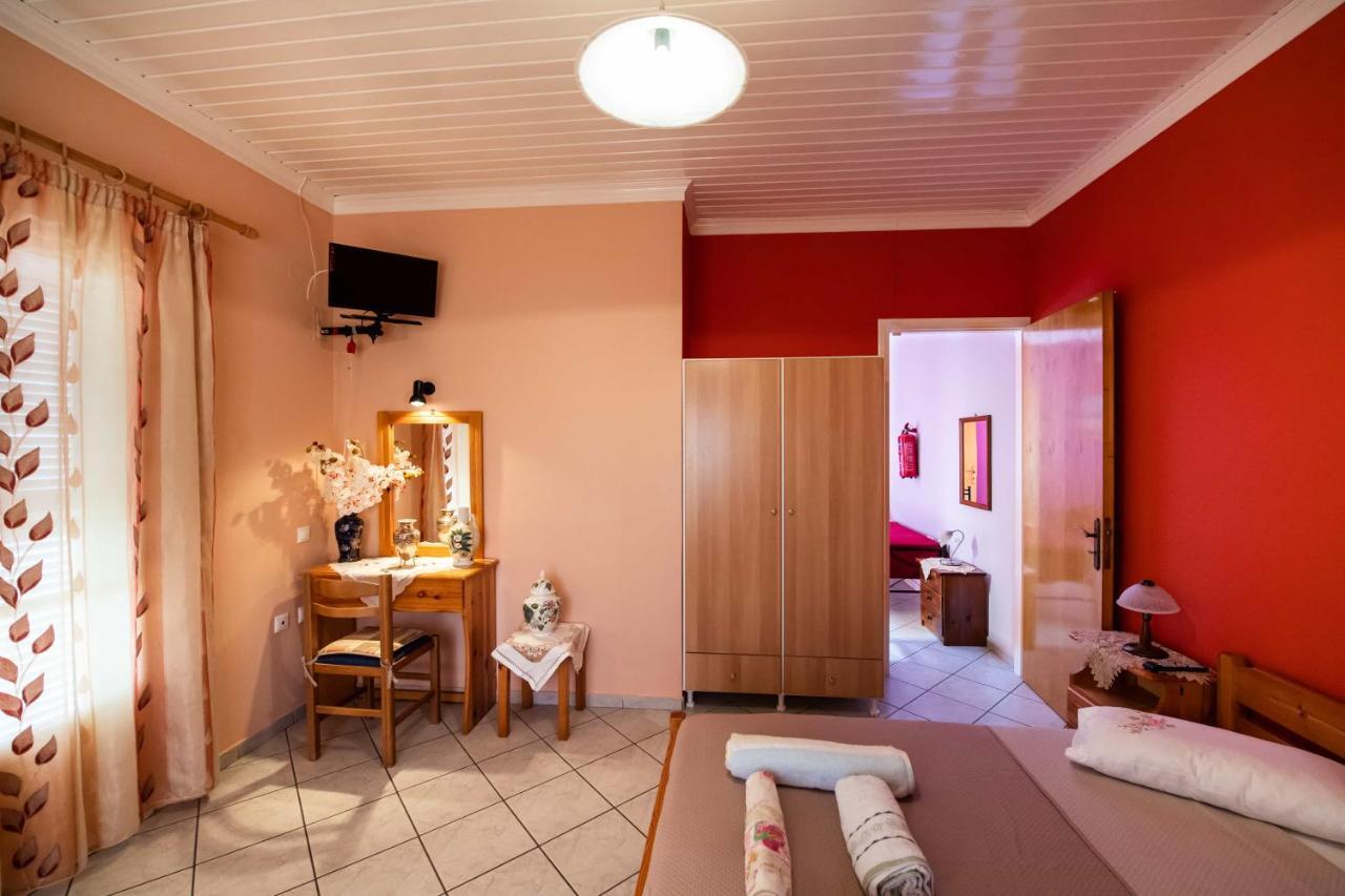 Efthalia Apartments & Studios Nydri  Exterior photo